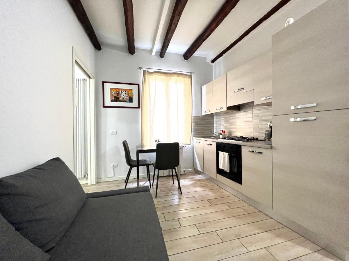 Beautiful View Navigli Apartment มิลาน ภายนอก รูปภาพ